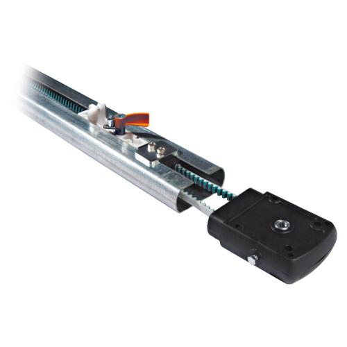 CAM001V0682
